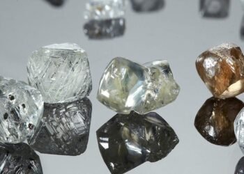 Emal edilməmiş almazların dövlət rəyi olmadan idxalı və ixracı üçün cərimələr müəyyənləşəcək