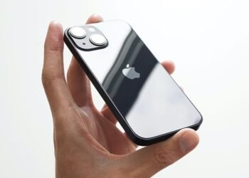 Azərbaycanda mobil cihaz bazarında Apple liderdir