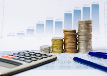 Dövlət büdcəsi vergi və ödənişli xidmətlər hesabına artan gəlir əldə edib