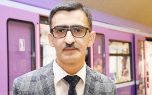 Metroya ödənişsiz giriş ən azı bir ay davam edəcək