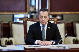 Azərbaycanla Türkiyə arasında ticarətin səviyyəsi bizi qane etmir – Vüqar İskəndərov